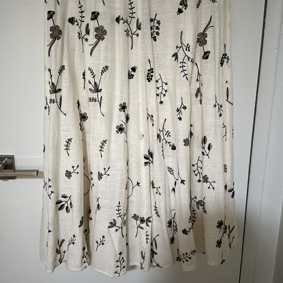 Zara Cream and Black Maxi A-Line Skirt - Picture 3 of 7